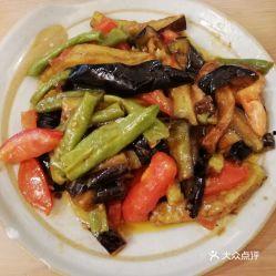 烩茄子视频,色香味俱全的茄子新吃法